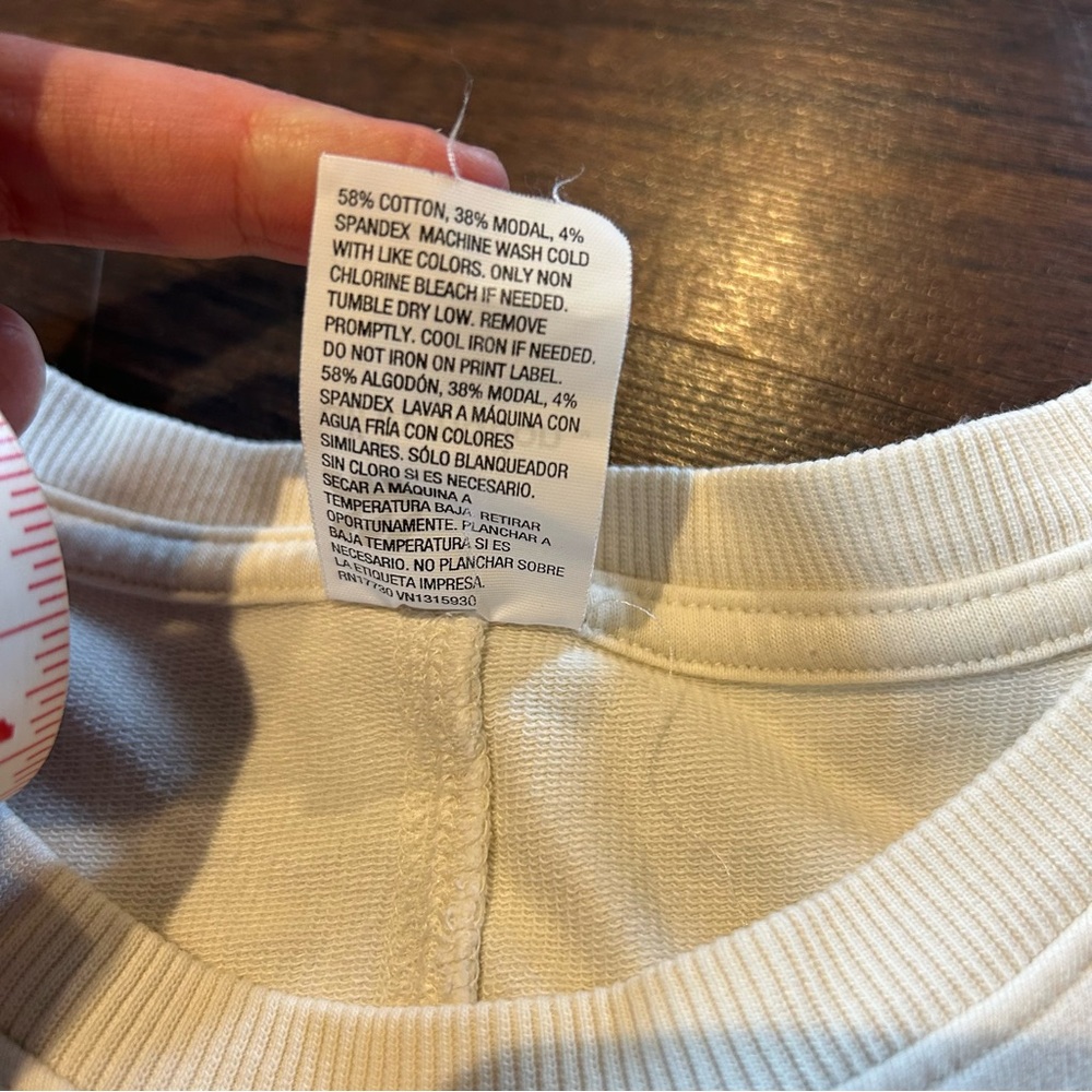 [All in Motion] Ivory Crewneck Long Sleeve - Picture 6 of 11